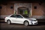 Toyota Camry XLE 2012 года